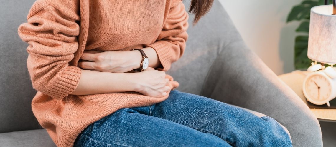 Wat veroorzaakt een opgeblazen gevoel in de buik? Wat is goed tegen een opgeblazen gevoel in de buik? Wat veroorzaakt een opgeblazen gevoel in de buik? Wat is goed tegen een opgeblazen gevoel in de buik?